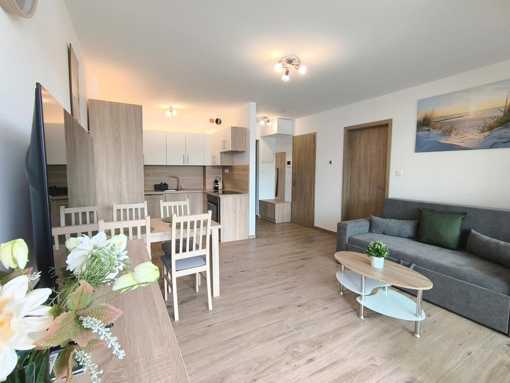 Helikon Terrace Susanne Apartment Кестхей Екстер'єр фото